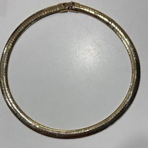 Vintage Gold-tone Choker Necklace. Statement piece.